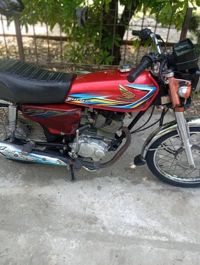 Honda CG 125 Total genuine bike for sale