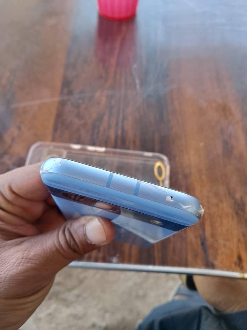 Google Pixel 8a 3