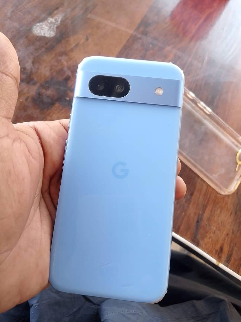 Google Pixel 8a 4