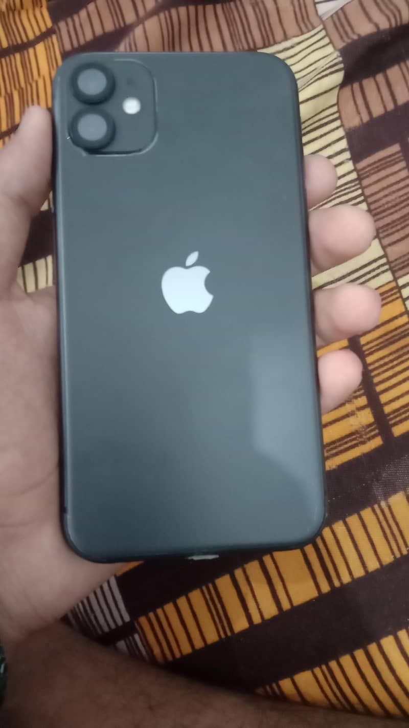 Apple iPhone 11 3