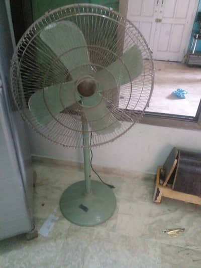 Khurshid pedestal Fan