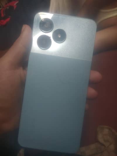 realme not 50l