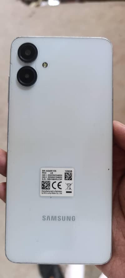 Samsung Mobile A06
