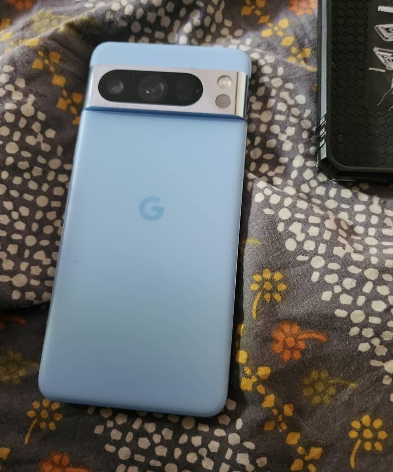 google pixel 8 pro 2