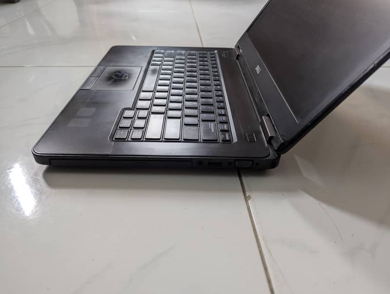 Dell latitude E5440 2
