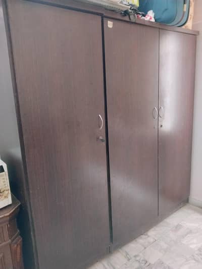 3 door almari