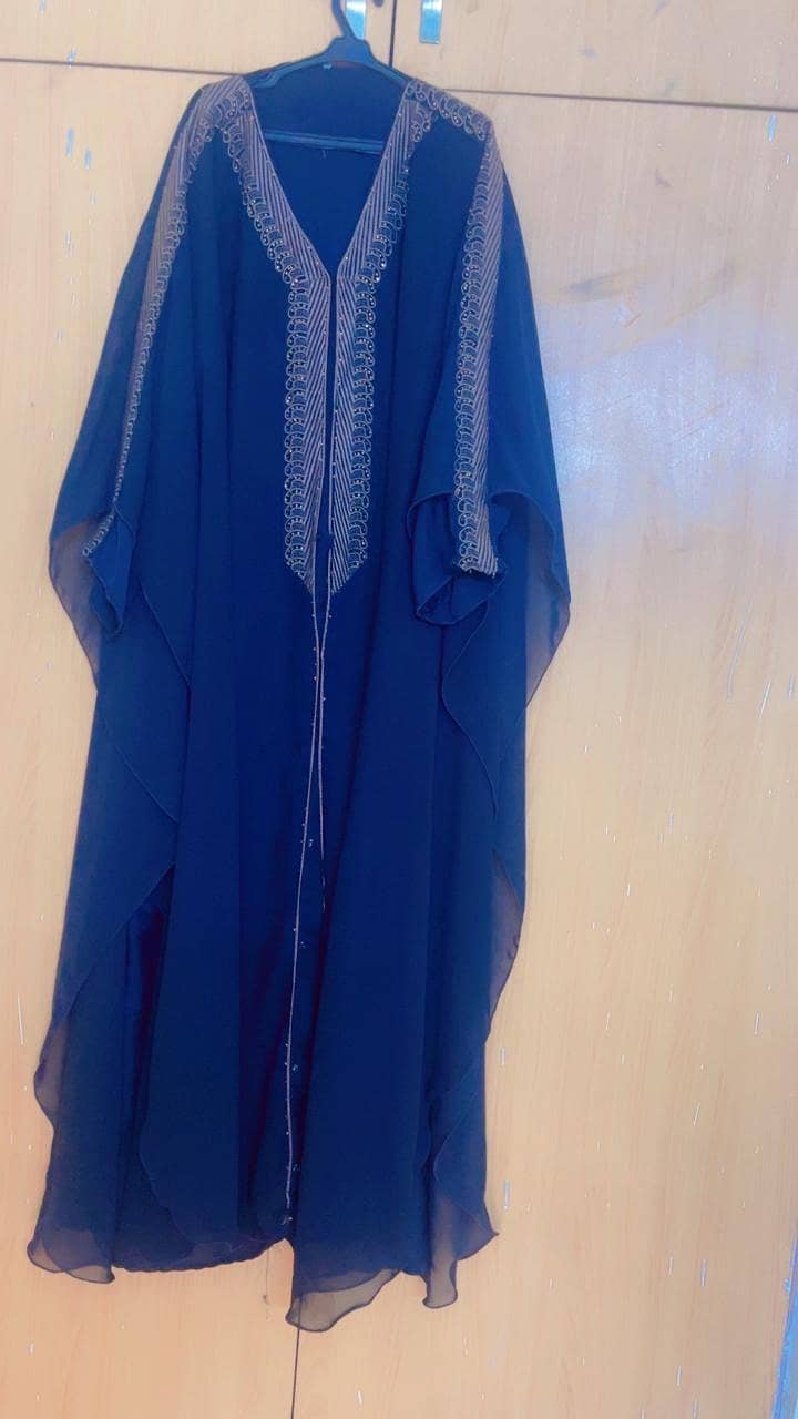 abayas 1