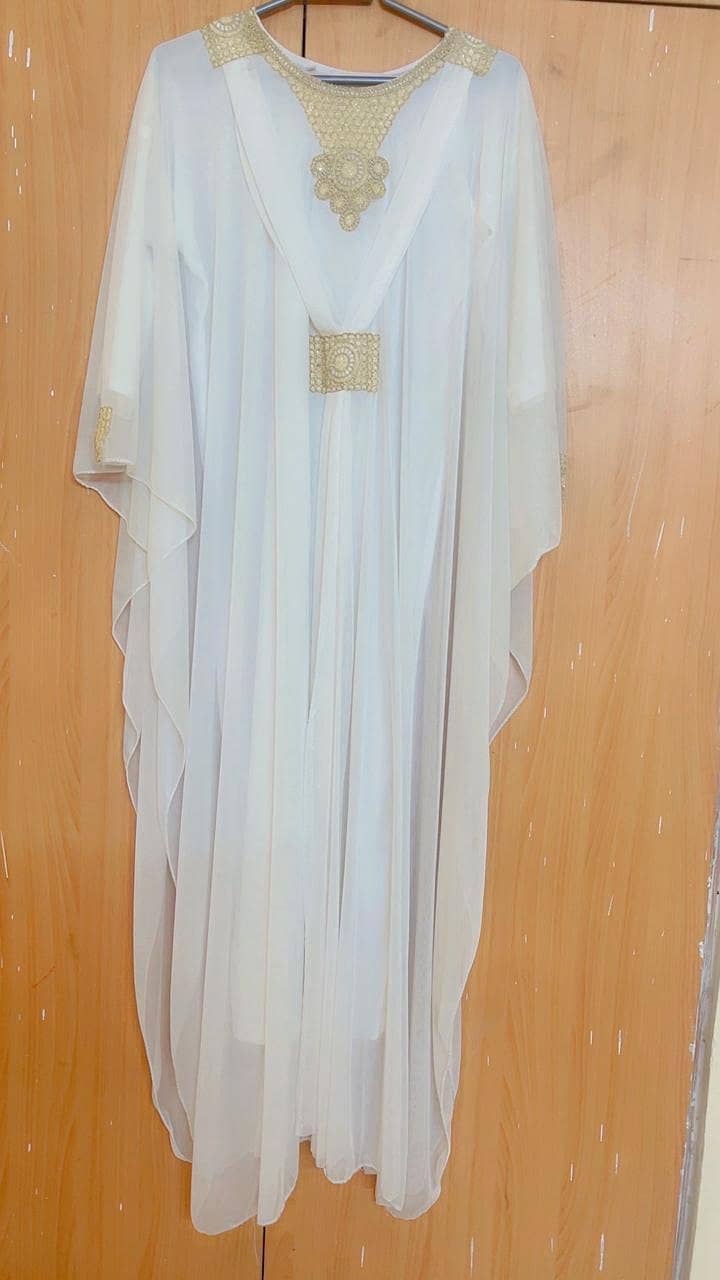 abayas 2