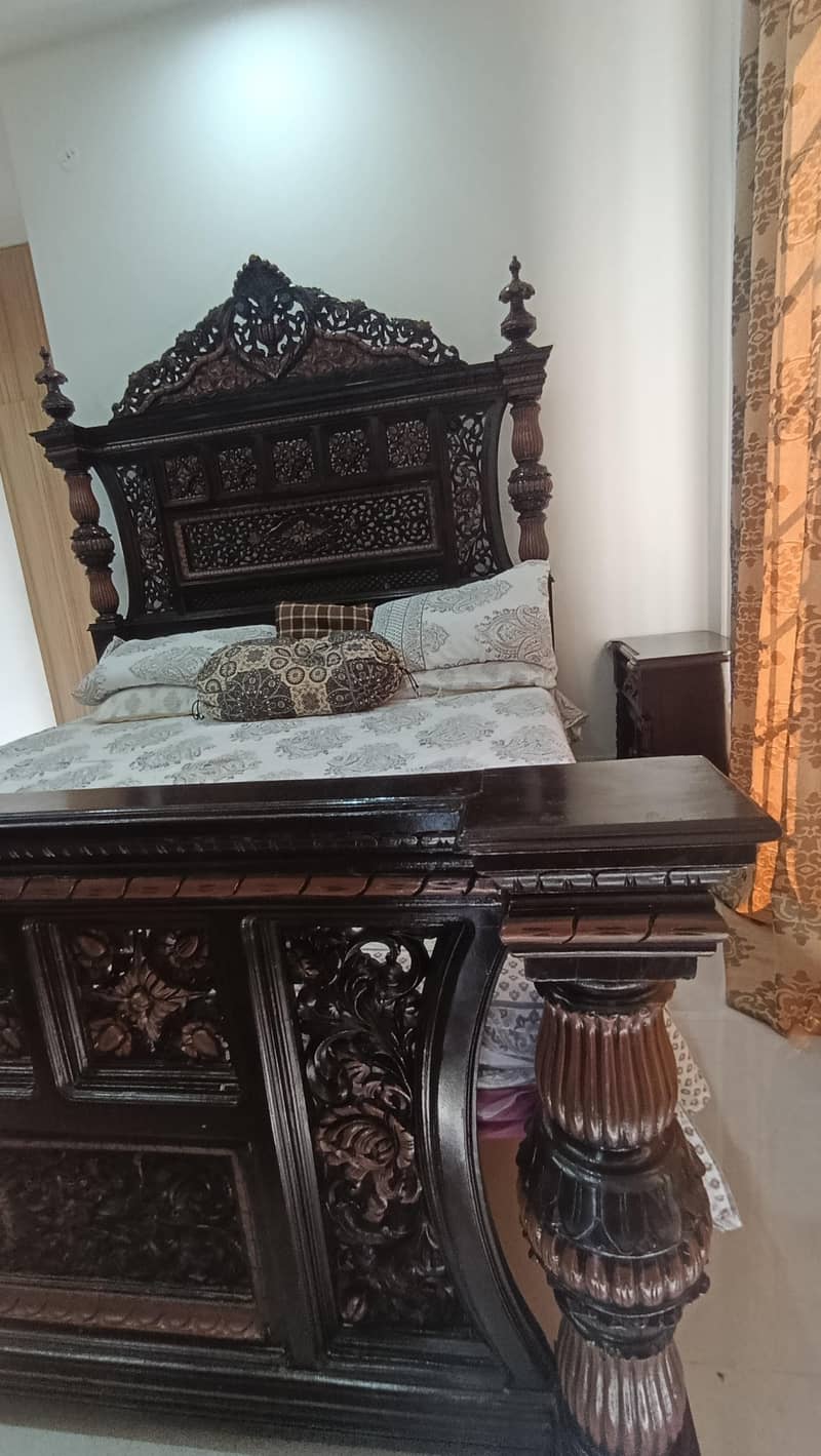 Chinioti Bed Set. 5