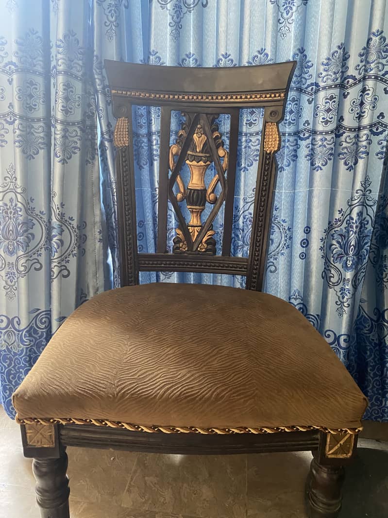 Dining table with 5 chairs 3