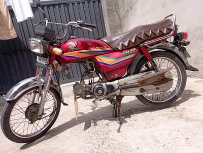 HONDA CD 70