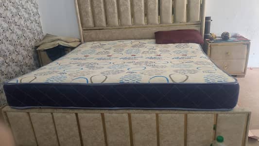 King size double bed All set new condition only one month used