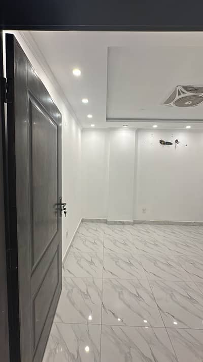 2 bed Non-furnished apartment for rent in Bahria Town