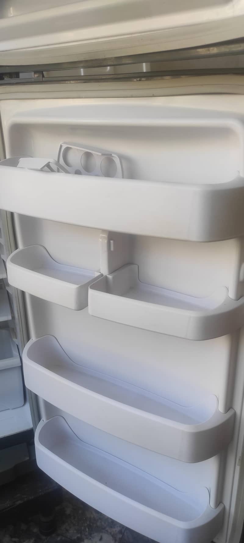 waves refrigerator 3