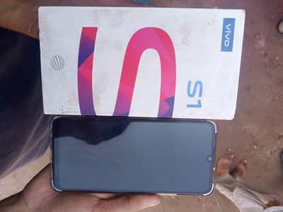 Vivo S1