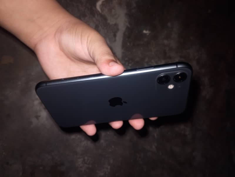 Apple iPhone 11 2