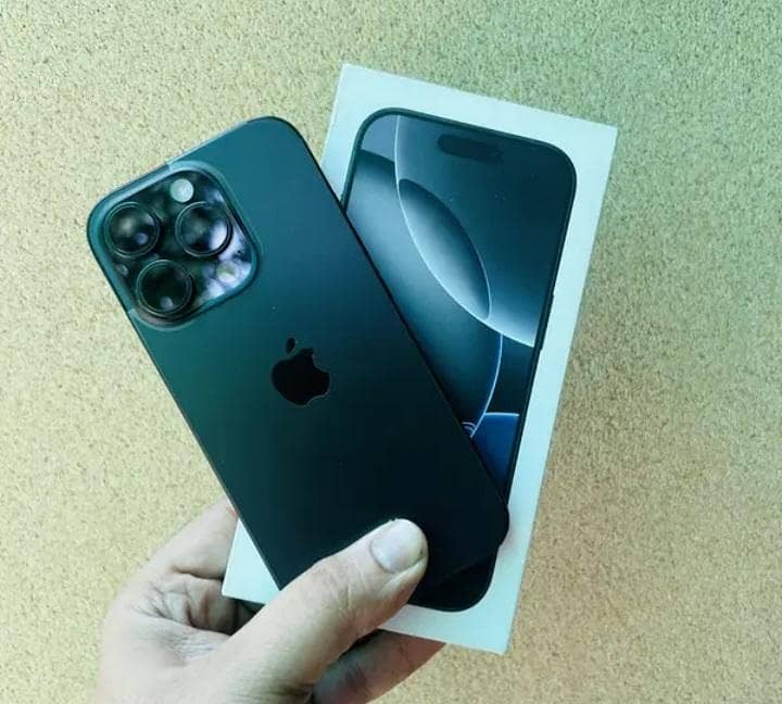 iPhone 16 Pro 0