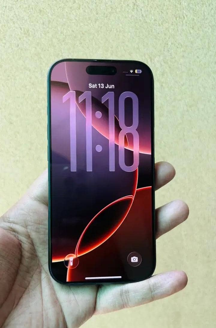 iPhone 16 Pro 2