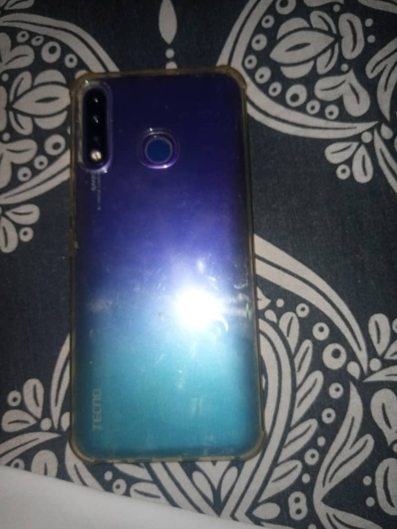 Tecno Spark 4 1