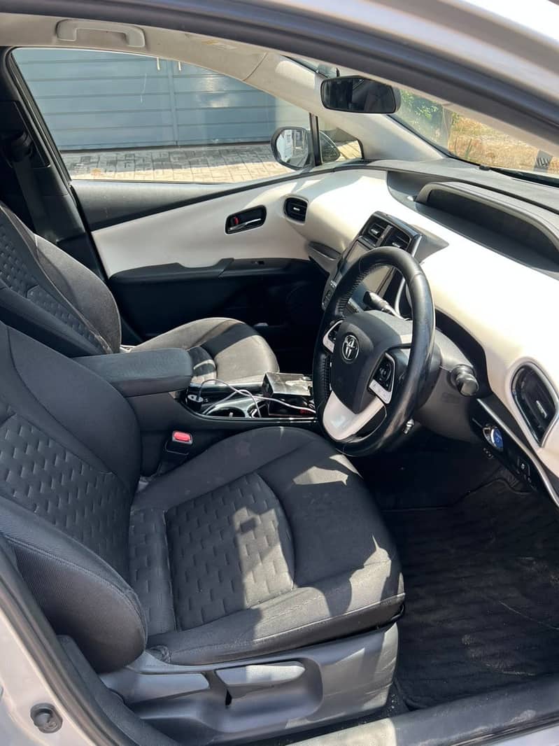 prius phv 2