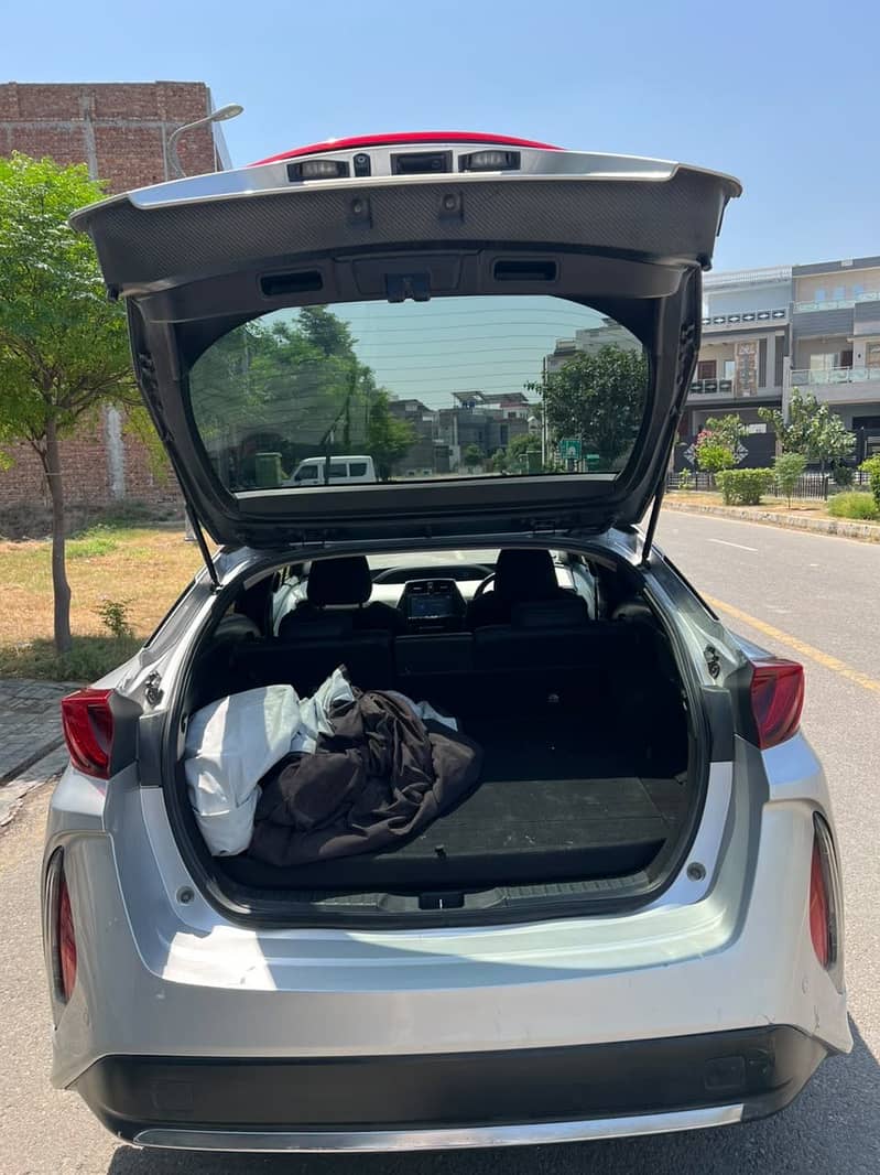prius phv 14