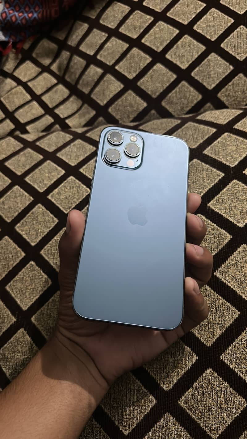 Apple iPhone 12 Pro Max 1