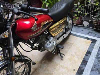 honda 125 gold edition lush condition