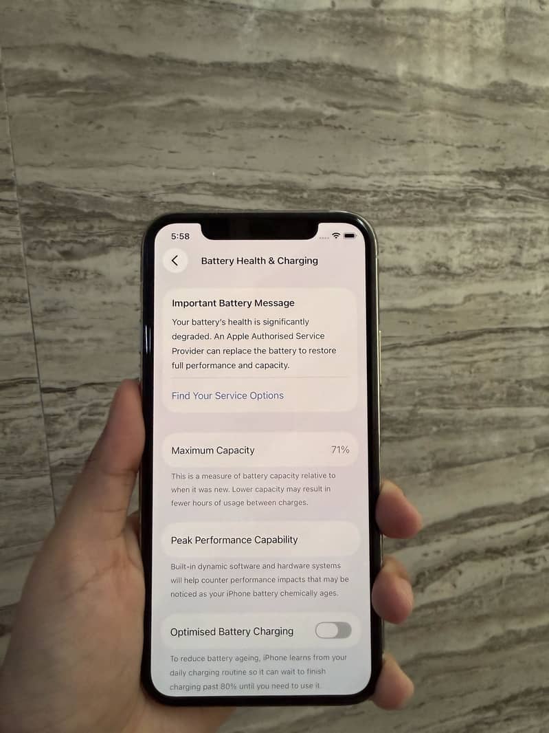 Apple iPhone 11 Pro 3