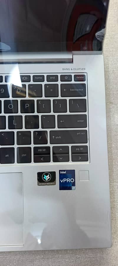 HP elitebook 840 g9 i7 12th generation 32GB RAM DDR 5   /512 GB NVME