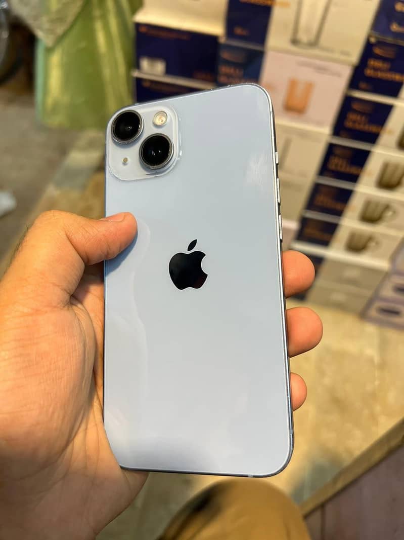 Apple iPhone 14 4