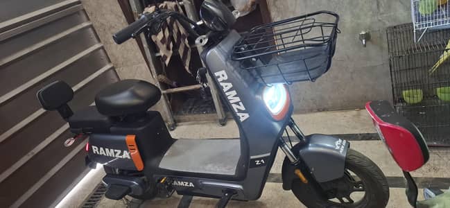 scooty 100 percent good condition