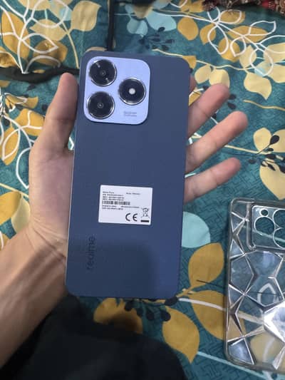Realme C63