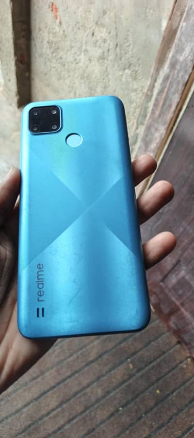 Realme C21Y 4/64 with box charger all ok. conditions 10/8