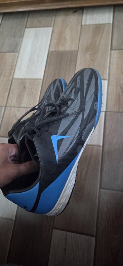 Appolo Black and Blue Football Shoes size 11