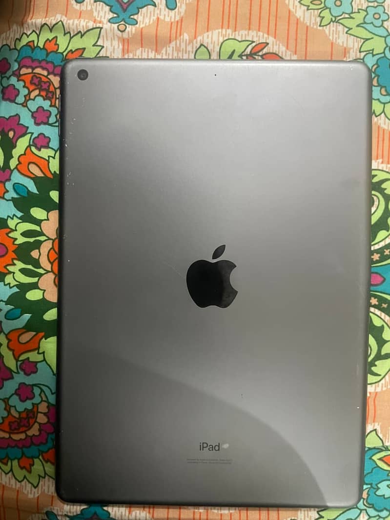 Ipad 8th gen[32gb] 1