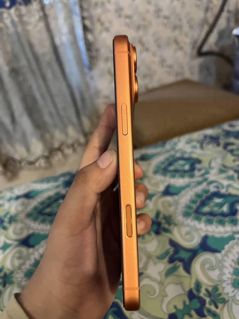 Apple iPhone 17 Pro Max 1