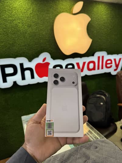 iPhone 17 Pro Max 256/GB Pta Approved