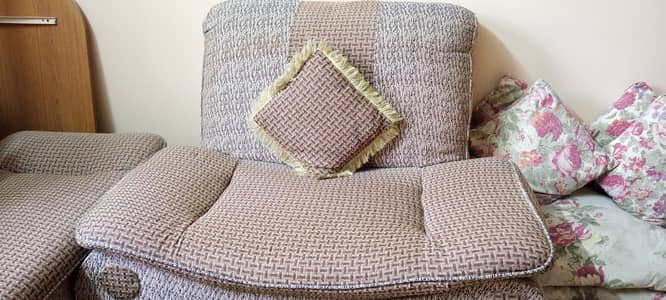 selling sofa