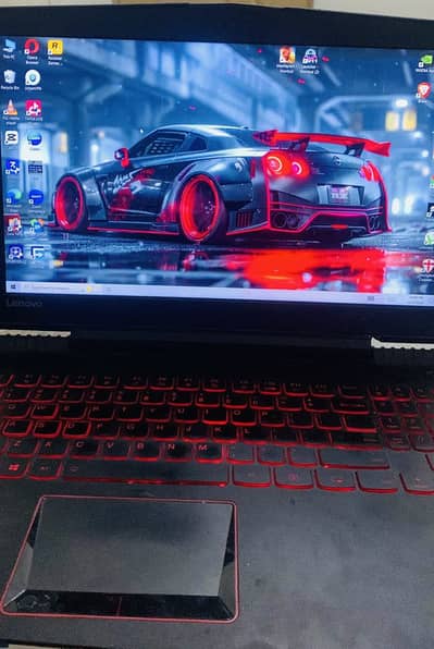 LENOVO LEGION Y520 – POWERFUL GAMING & ENGINEERING LAPTOP FOR SALE