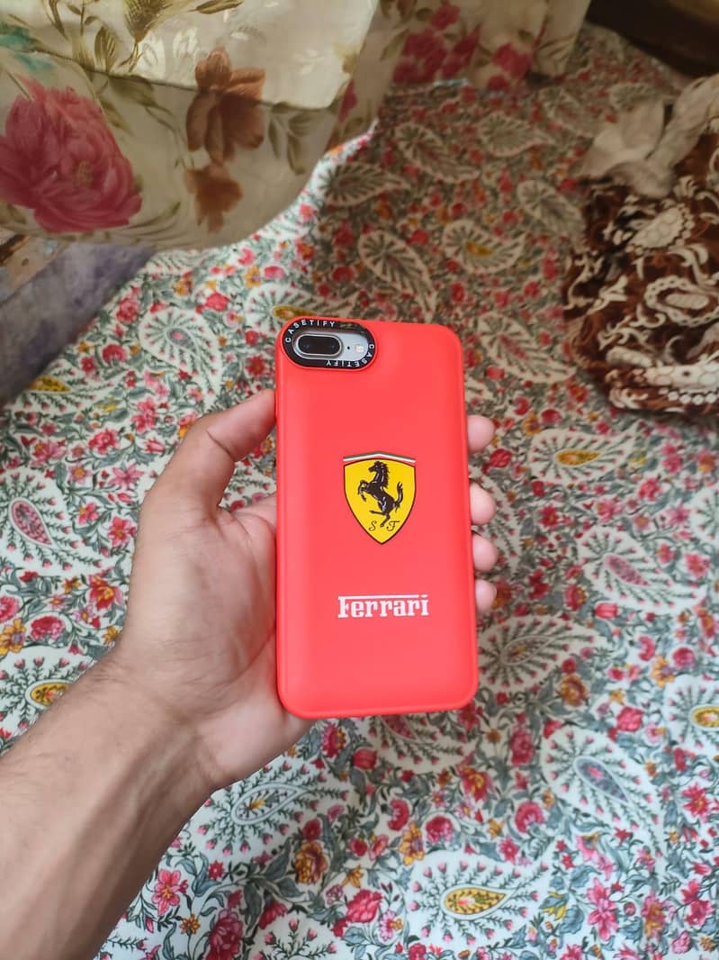 Apple iPhone 7 Plus 1