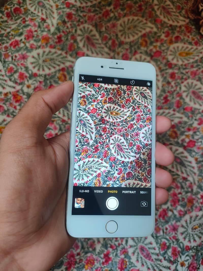 Apple iPhone 7 Plus 6