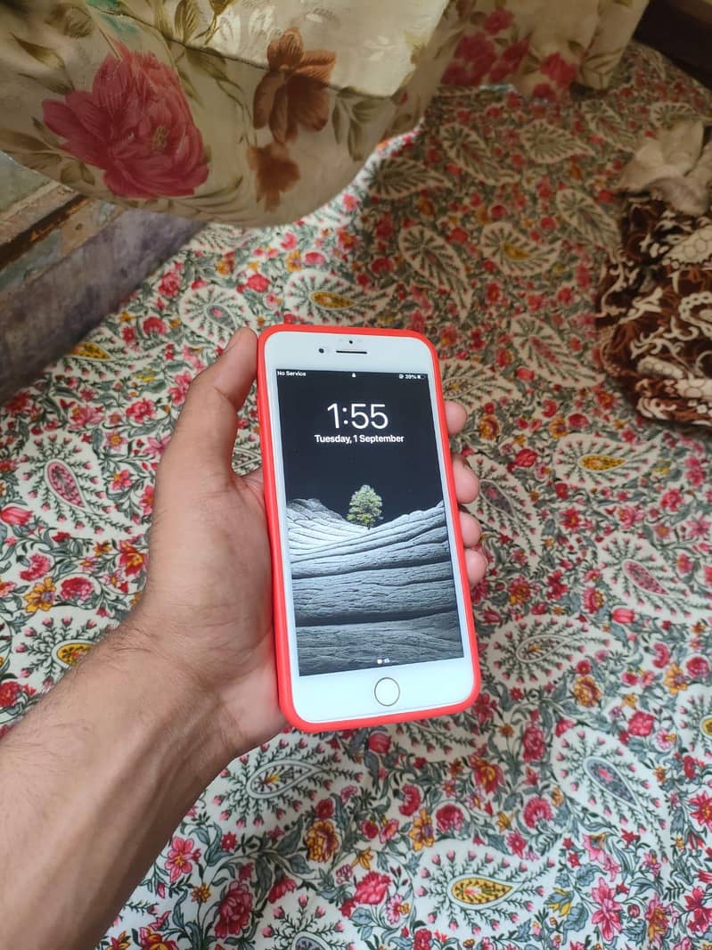 Apple iPhone 7 Plus 8