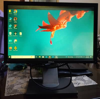 Dell 19 inch wide LCD for sell