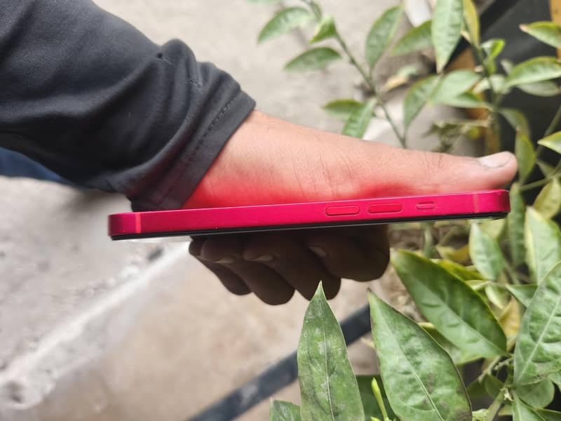 Apple iPhone 14 6