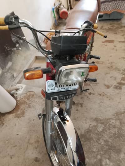 united bike condition 10/10 all documents complete