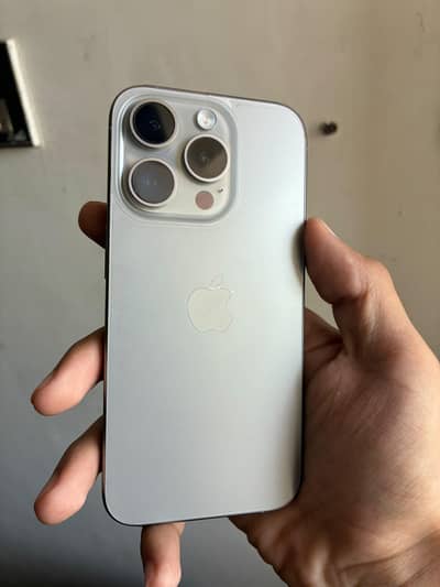 Apple iPhone 15 Pro
