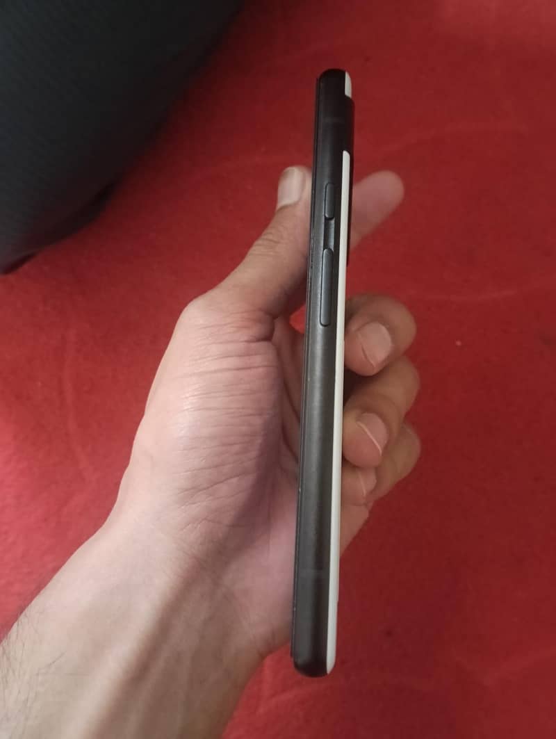Google Pixel 6a 1