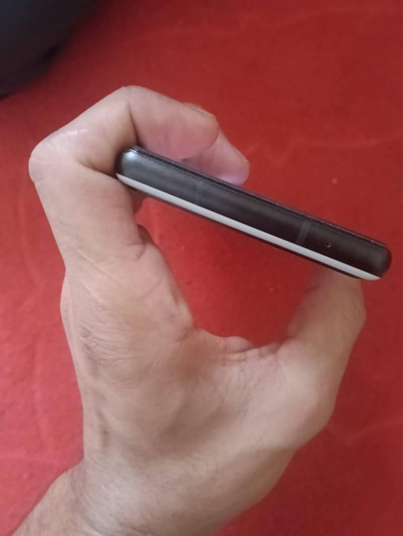 Google Pixel 6a 4