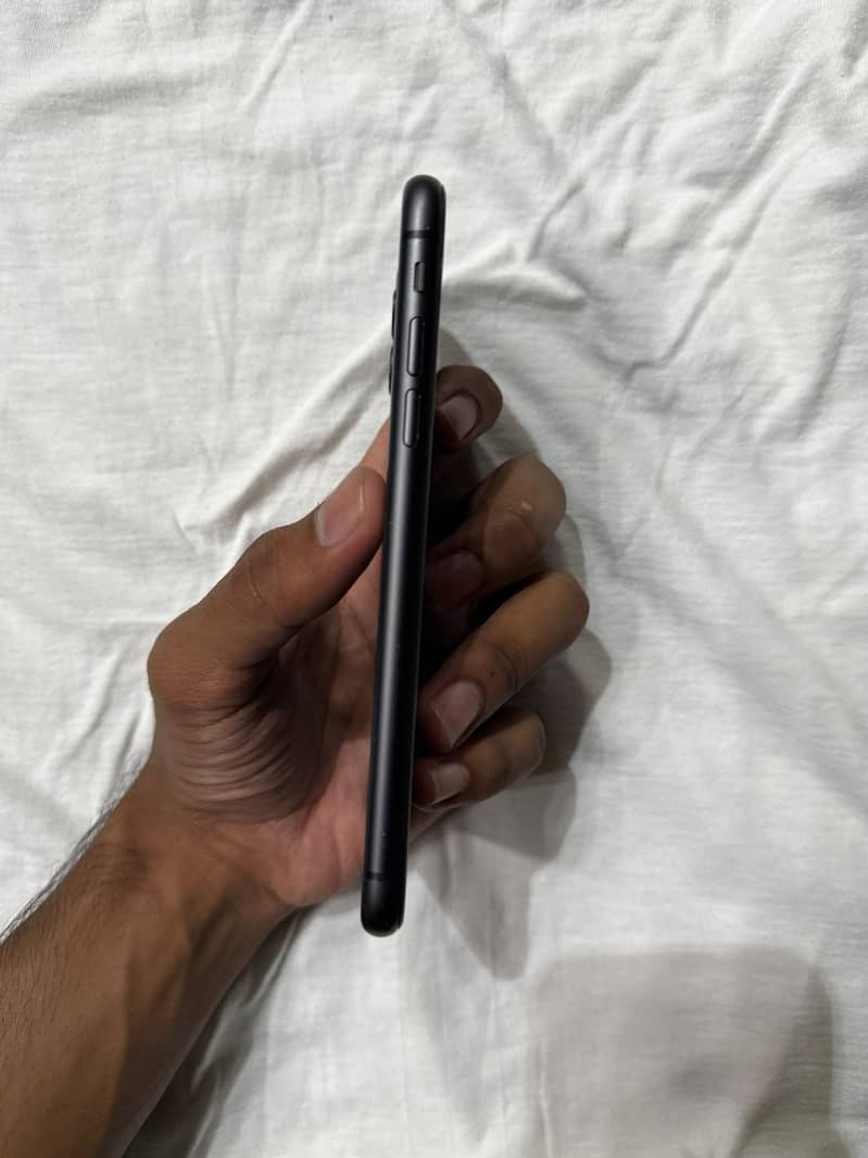 Apple iPhone 11 1