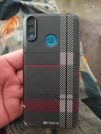 Infinix Hot 10